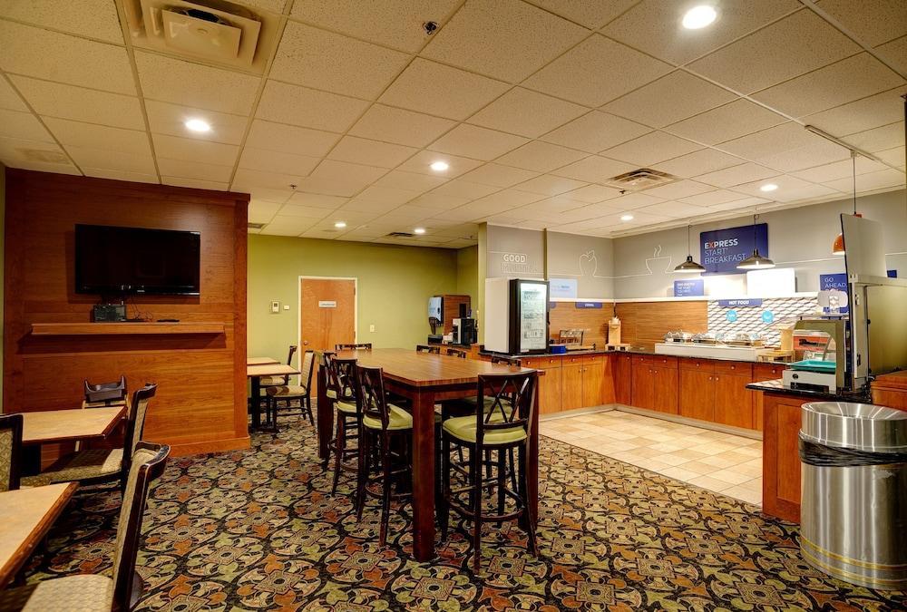 Holiday Inn Express La Plata By Ihg Exterior foto